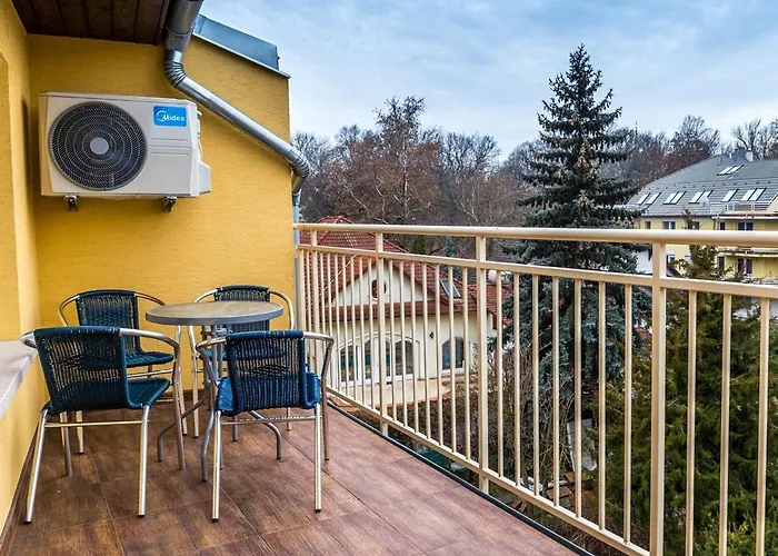 Aqualiget-Apartmanhaz E-Car Plug-In Point Szeged