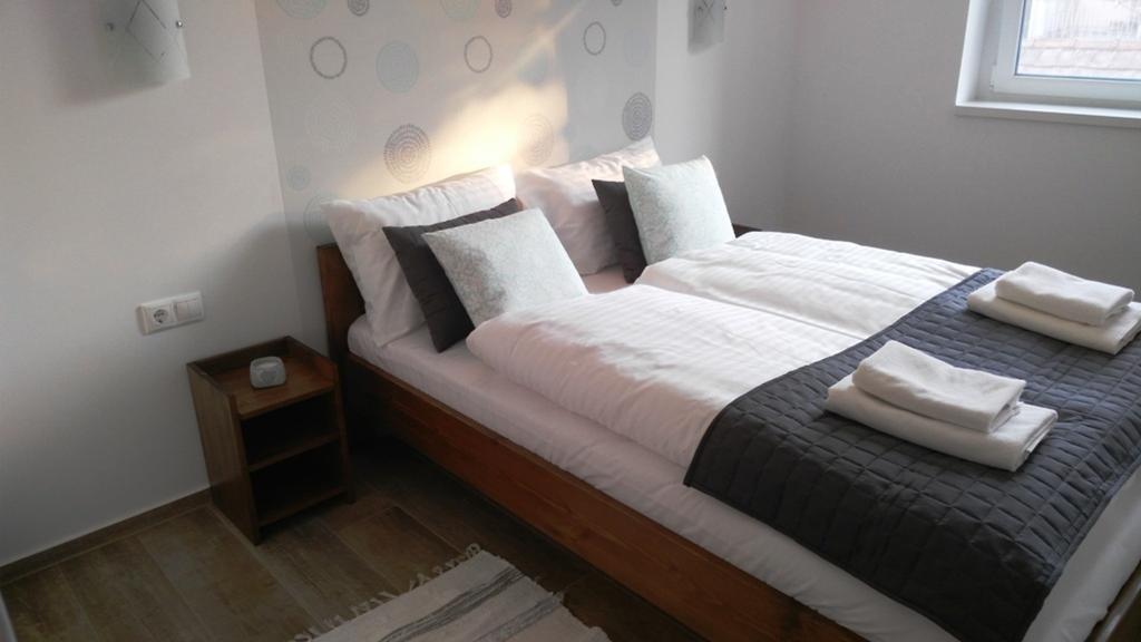 Apartamento Aqualiget-apartmanház *