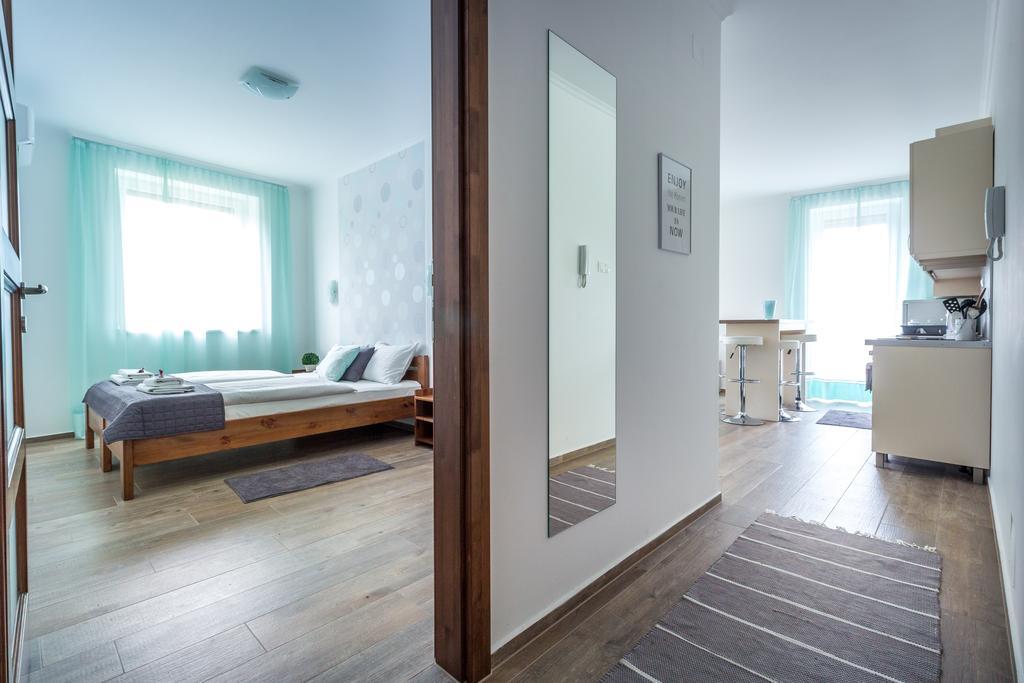 Aqualiget-apartmanhaz E-car Plug-in Point Szeged