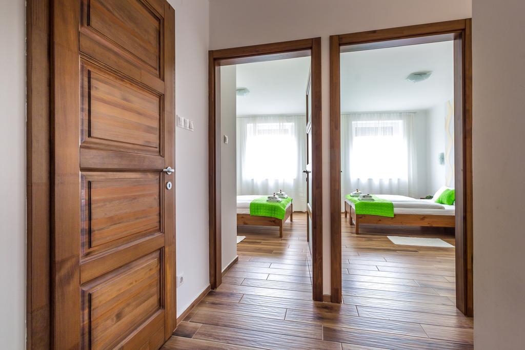 Aqualiget-apartmanhaz E-car Plug-in Point Apartment Szeged